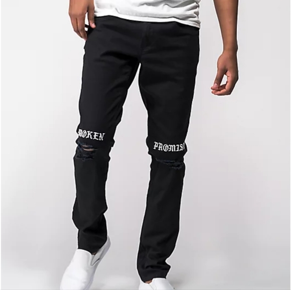 NWOT! BROKEN PROMISES STITCH & RIP  BLACK DENIM SKINNY JEANS - Picture 2 of 8